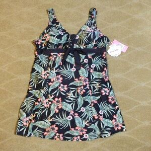Wantdo NWT Floral Swimdress, 22W-24W